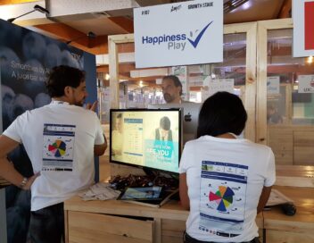 Happiness Play en Step 2017 Dubai