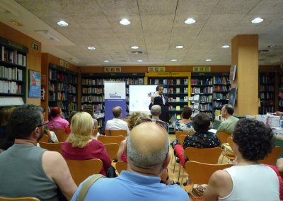 Pedro Amador en la Casa del Libro en Valencia