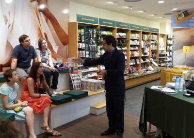 Pedro Amador en la Casa del Libro en Zaragoza